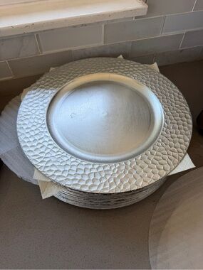 Silver Textured Charger Plate - Elegant Home Dining Accent 18 Plates 13”D